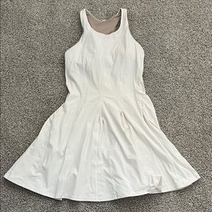 Lululemon White Court Crush Tennis Dress Size 8/10
